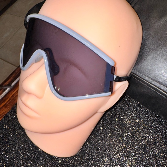 Oakley Black Sunglasses - Picture 13 of 17